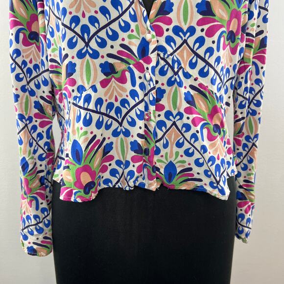 ZARA White Blue Red Print Bell Sleeve V-Neckline Button Down Shirt Size M Medium - Picture 3 of 9